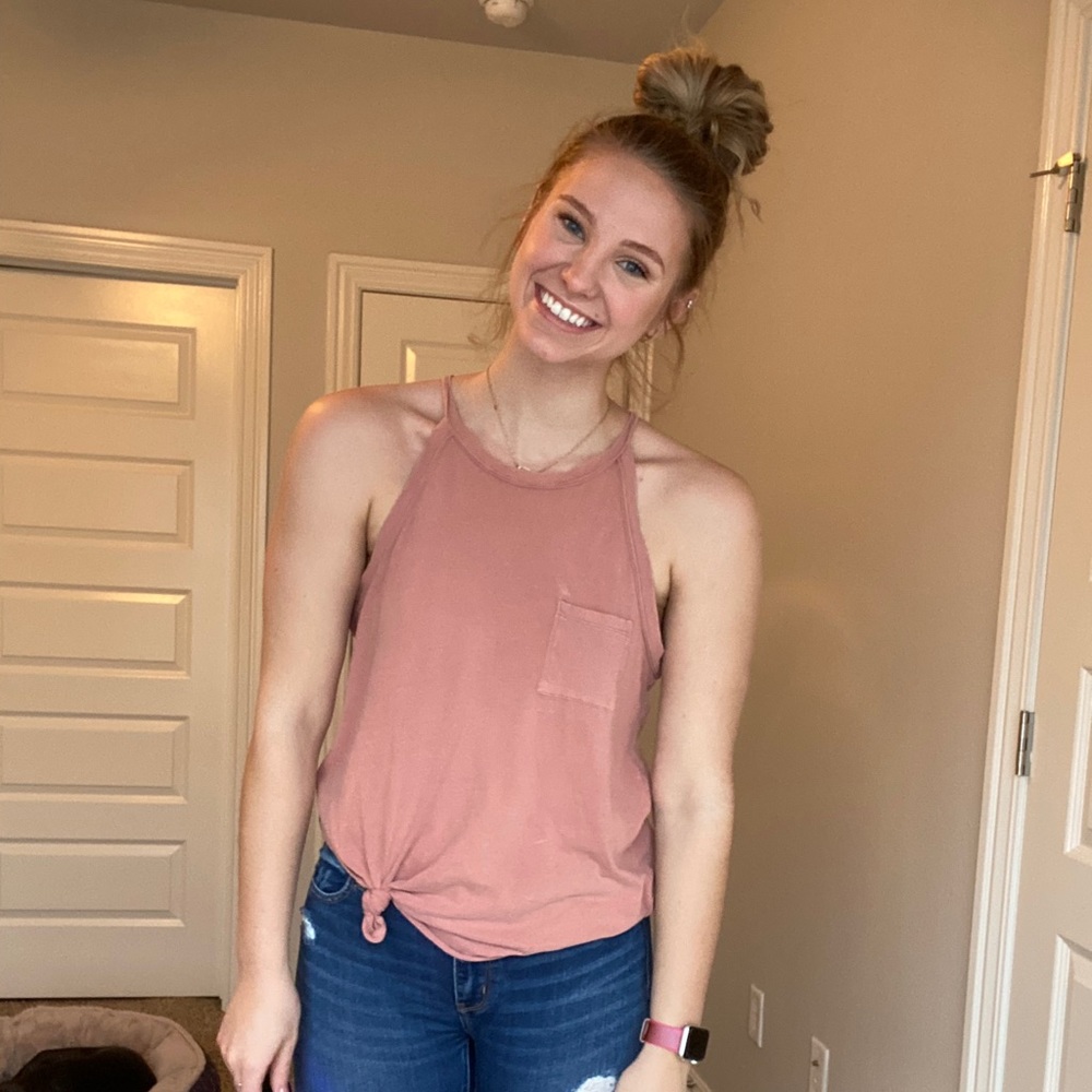 Women’s Casual Tanktop with knotted front
